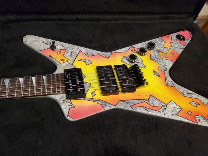 Dean Concrete Sledge USA 2013 NAMM image 1