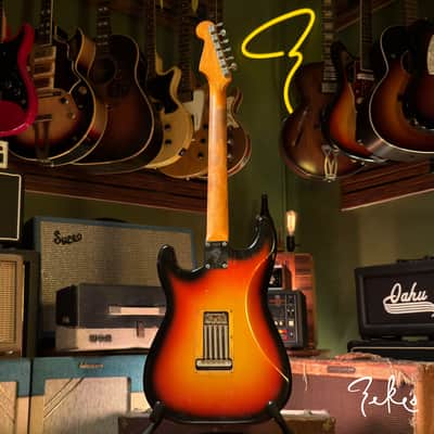 Fender Stratocaster 1965 - Sunburst image 2