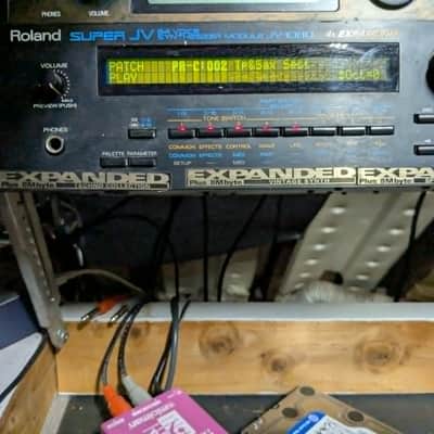 Roland JV-1080 64-Voice Synthesizer Module 1994 - 2001 - Black image 1