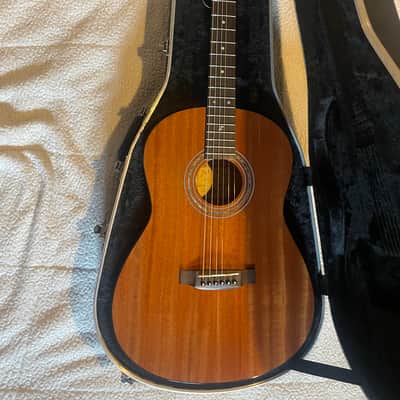 Zager Parlor 2021 - 38 inch Parlor Size Solid African Mahogany image 8