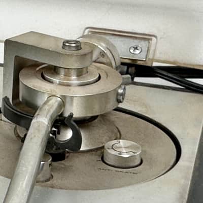 Pioneer PL-630 Quartz-PLL Full Automatic Turntable image 10