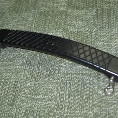 lite use (one mounting piece is broken) genuine Vox Black Plastic Dogbone Style Guitar Amplifier Handle with VOX logo and Diamond Pattern [Black hard - but flexible Plastic /  Metal Nickel mounting pieces (1 mounting piece is broken) + screws (from 2000) image 12