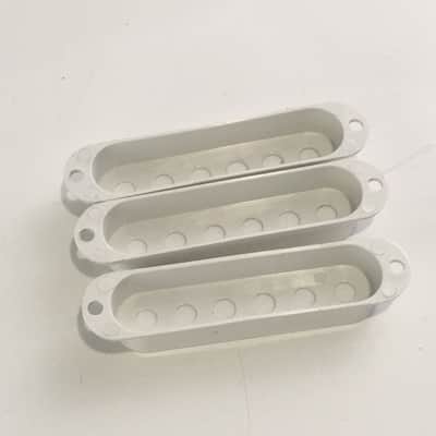 Genuine Fender Pure Vintage Strat Pickup Covers Vintage Light Relic White USA image 4