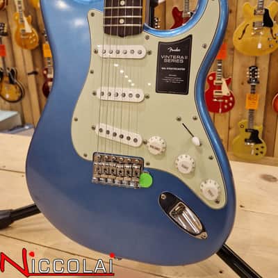 Fender Limited Edition Vintera II Road Worn '60s Stratocaster Rosewood Fingerboard image 5