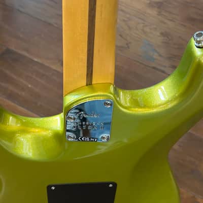 Fender American Ultra II Stratocaster, Maple Fingerboard 2024 - Solar Flare/ 8lbs. 1.6oz. #US240030944 image 4