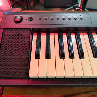 Yamaha Piaggero NP-11 Portable Piano 2010s - Black image 5