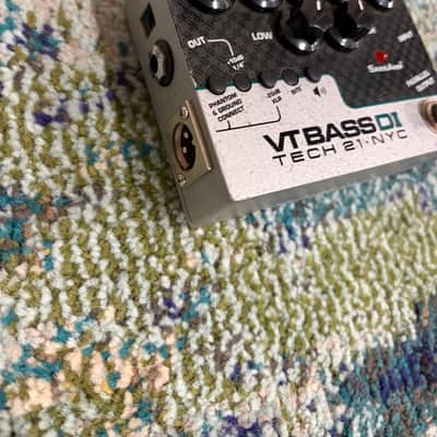 Tech 21 SansAmp Character Series VT Bass DI 2010s - Graphic image 2