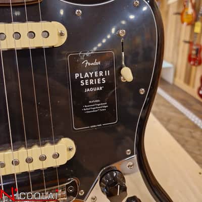Fender Player II Jaguar, Rosewood Fingerboard, 3 Color Sunburst image 9