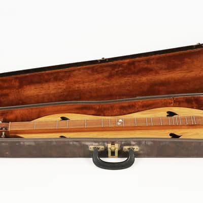 1989 Richard & Denise Wilson (Diamond Designs) "Hearts" Dulcimer - Like New with Case & Paperwork! image 16