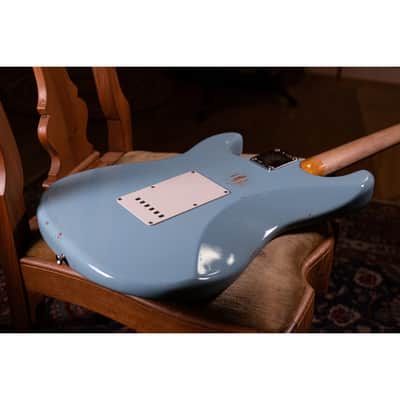 Fender Custom Shop Late 62 Strat Relic Faded Daphne Blue image 7