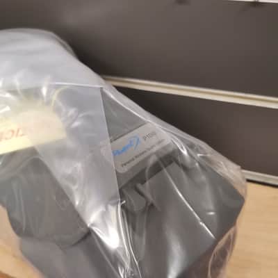 Fender P-10W - Light Grey image 4