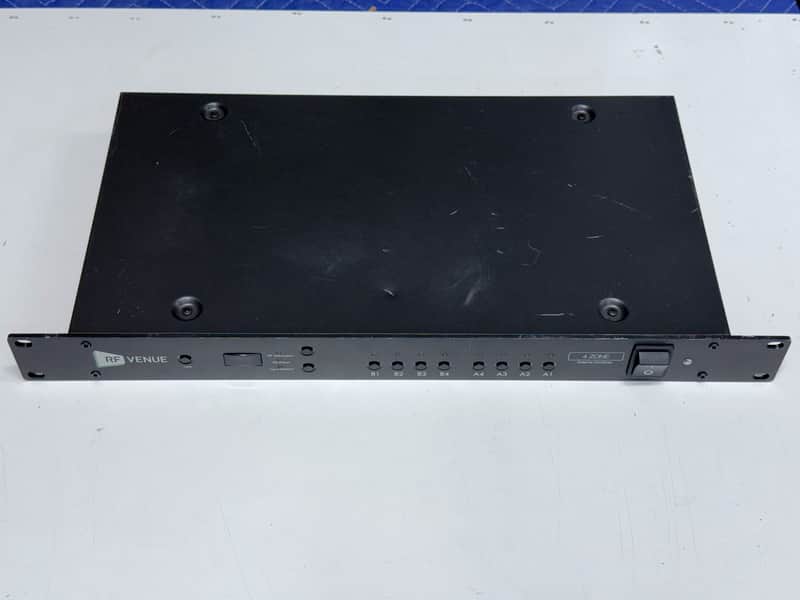 RF Venue 4ZONE Antenna Combiner for Wireless Mic Receivers 4 Zone image 1