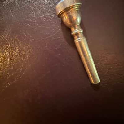 Yamaha YTR‑2335 Standard Student Bb Trumpet 2010s - Brass image 16