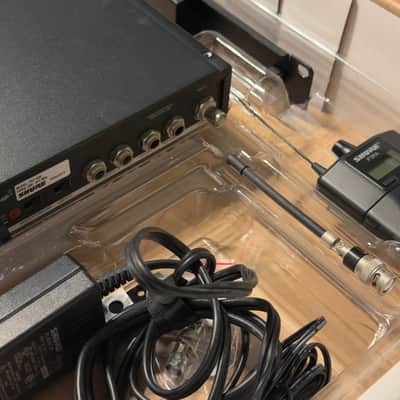 Shure PSM300 P3TRA215CL-G20 Wireless In-Ear Monitor IEM System | G20 Band image 5