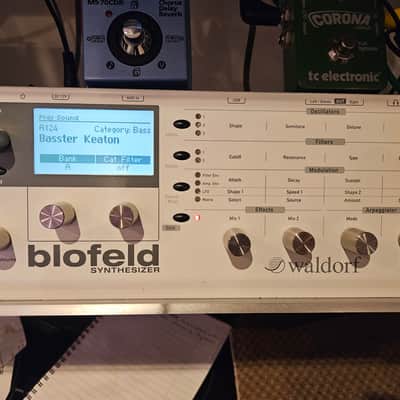 Waldorf Blofeld Desktop Synthesizer 2007 - Present - White