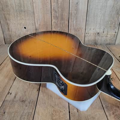 Gibson J-200 1992 - Sunburst image 14