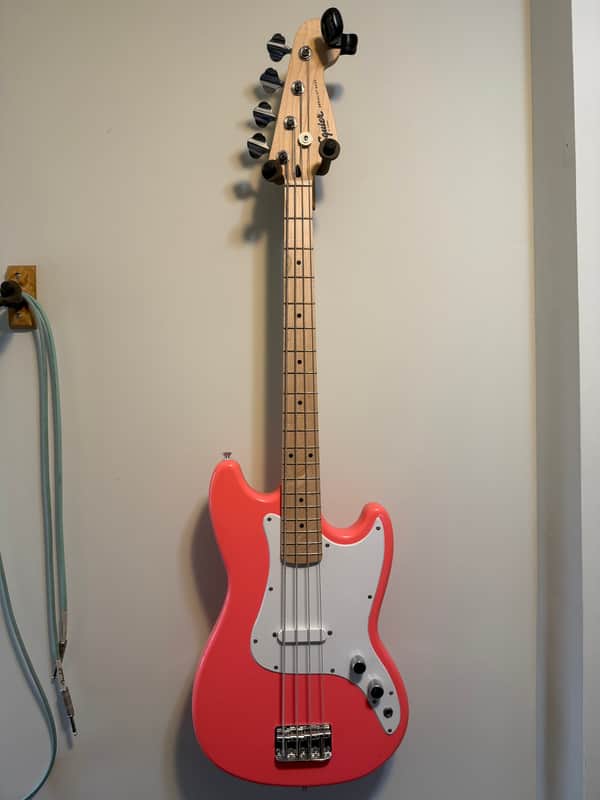 Squier Affinity Bronco Bass | Reverb
