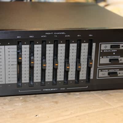 Restored Pioneer  GR-560 7 Band Graphic Equalizer (10) image 4