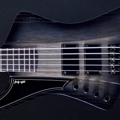 SANDBERG 48 5 2017 Blackburst image 2