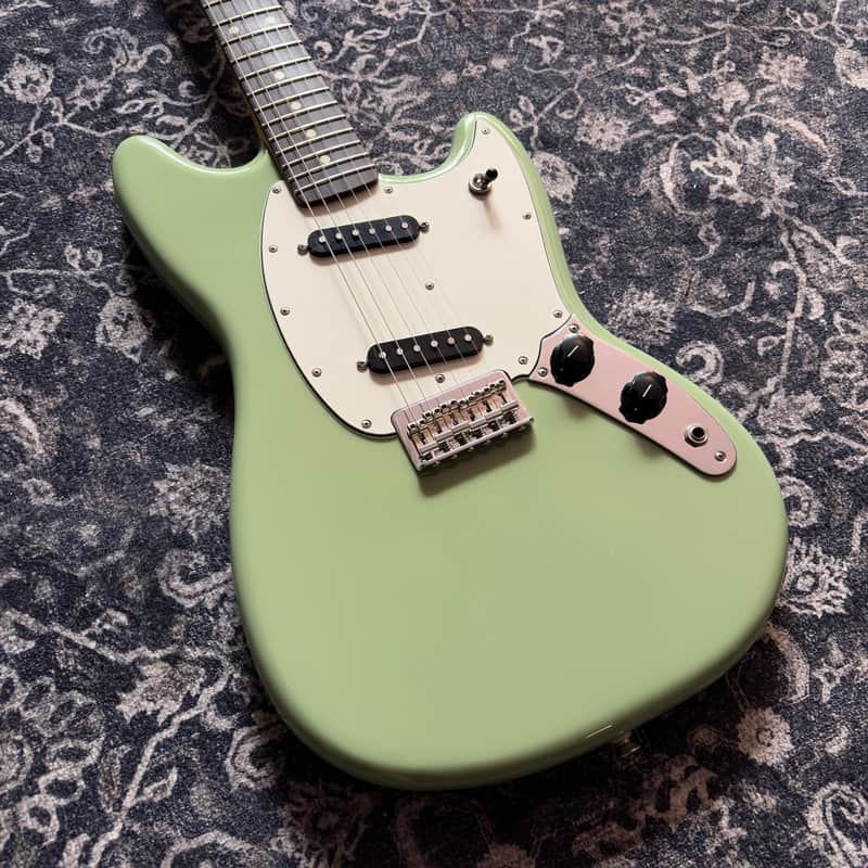 Fender Player II Mustang w/ Hundreds in Upgrades & Gigbag 🤘🏻