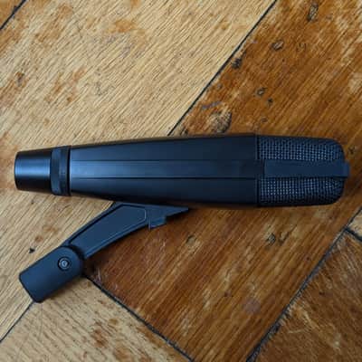 With audio demo: Sennheiser MD 421 II Cardioid Dynamic Microphone - Perfect condition - Boxed image 5