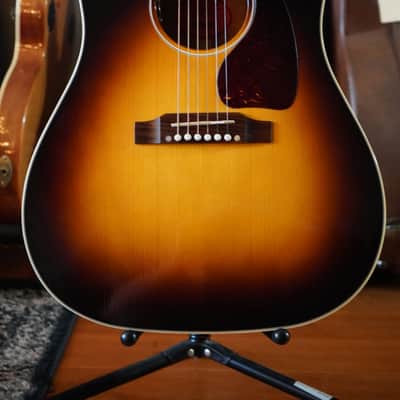 2024 Gibson Custom Shop J-45 Standard Red Spruce - Vintage Sunburst image 2