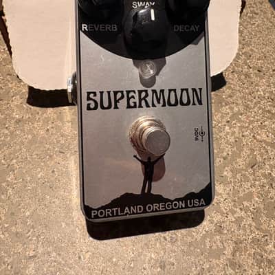 Mr. Black Supermoon Reverb | Reverb