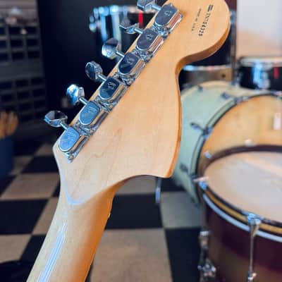 Fender Jimi Hendrix Artist Series Tribute Stratocaster 1997 - 2000 Olympic White image 5