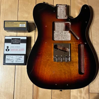 Squier Classic Vibe Custom Telecaster Body with pickups 2024 - 3-tone sunburst image 1
