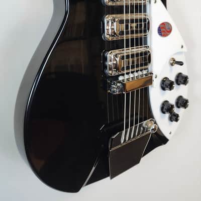 Rickenbacker 325C64 Jet Glo Miami, 3 Toaster Pickups, w/Vibrato, Short Scale, HSC image 7