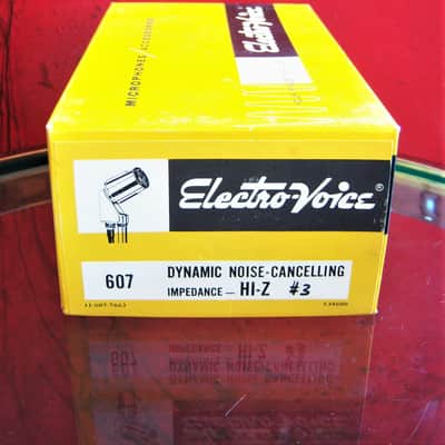 Vintage 1970s Electro-Voice 607 / 638 General Purpose Dynamic Microphone Hi Z harp w accessories NOS image 3