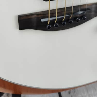 Fender American Acoustasonic Jazzmaster 2021 - Present - Arctic White w/ padded gig bag image 7