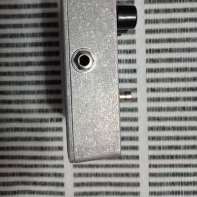 Electro-Harmonix Micro Q-Tron Envelope Filter 2006 - Present - Silver / Black / Blue image 3