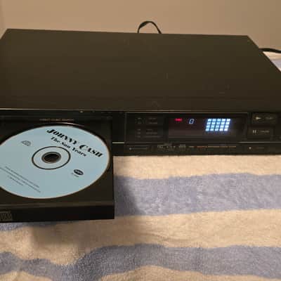 Sony CDP-50 single CD player from 1986! August 1986 - Black image 22