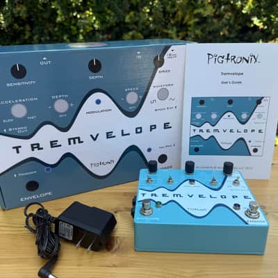 *MINT* Pigtronix Tremvelope 2010s - Original Box, Power Supply & Manual image 1