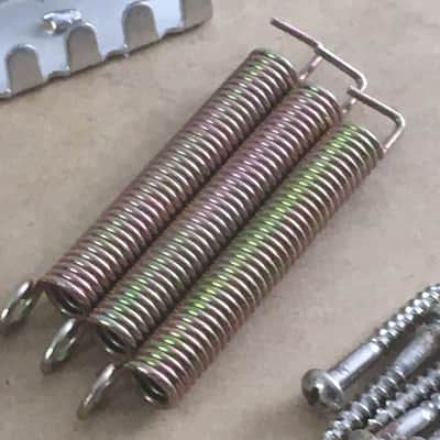 NOS Non Aged Relic Tremolo Bridge 3 Springs Kit Claw For Fender Strat Squier Korea image 4
