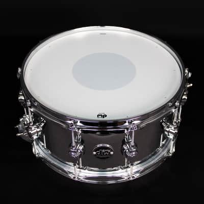 DW 14" x 6.5" Performance Series Chrome over Steel Snare Drum image 3