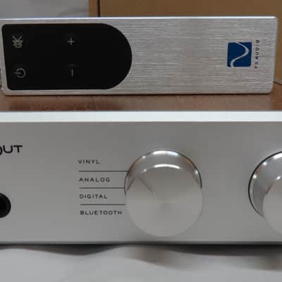 PS Audio Sprout100 Integrated Amplifier - Amp w/ Remote Manual & Original Box image 2