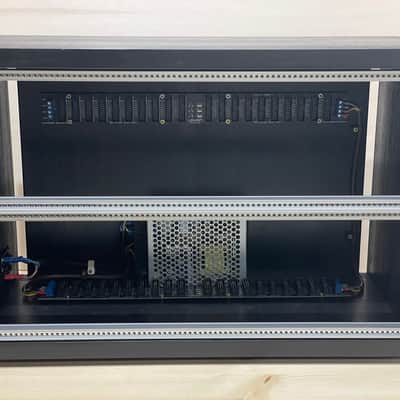Uryan Modular 6U / 84 HP Minimal Series eurorack case image 3