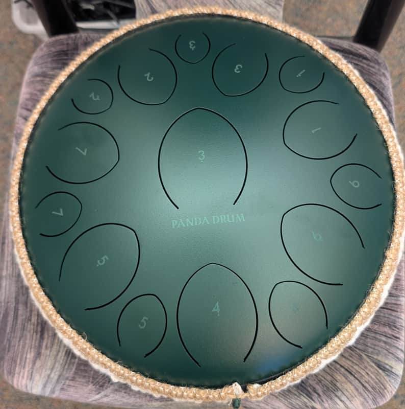 Consignment Panda Drum w/bag and mallets