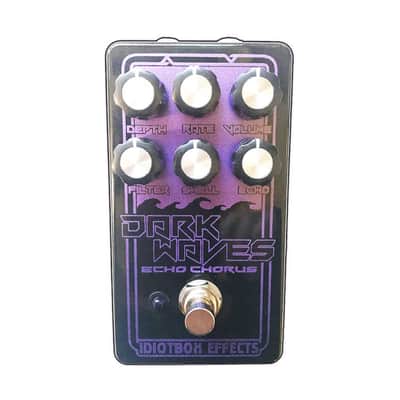 IdiotBox Effects Dark Waves Echo Chorus