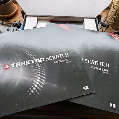 Native Instruments Traktor Scratch Duo with Audio 4 image 3