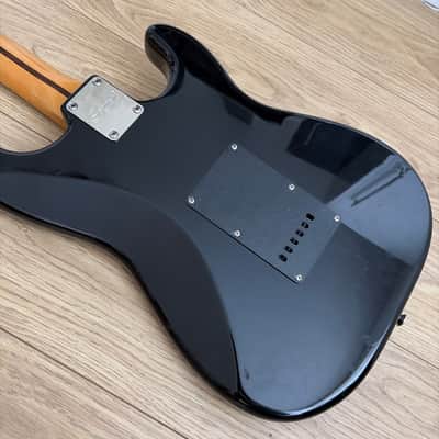 Squier Classic Vibe '70s Stratocaster HSS Left-Handed with Maple Fretboard 2019 - Present - Black image 7