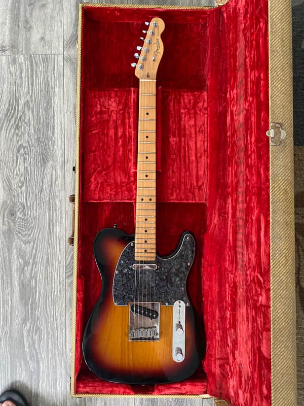 Fender American Standard Telecaster with Maple Fretboard 2008 - 2016 - 3-Color Sunburst image 1