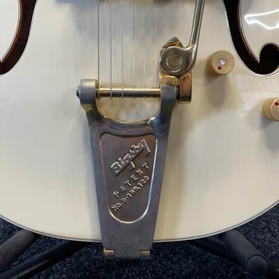 Gretsch White Falcon G6136T-LDS w/ Bigsby - Aged White image 4