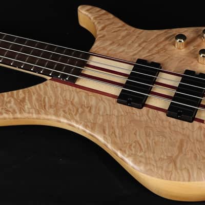 Peavey Cirrus Quilt Top Natural 4-String Electric Bass Guitar w/OHSC image 6