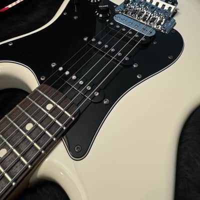 Fender Stratocaster 2013-2014 - Olympic White image 5