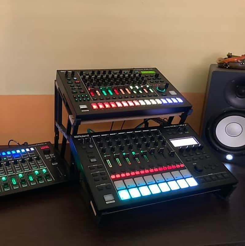 Stand Roland Tr8s & Roland Mc707 - 3dstudiofurniture image 1