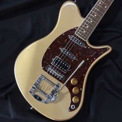 OOPEGG Standard Collection Trailbreaker Mark-1 "Prototype" H-S-S w. G5 Vibrato / Shoreline Gold image 1