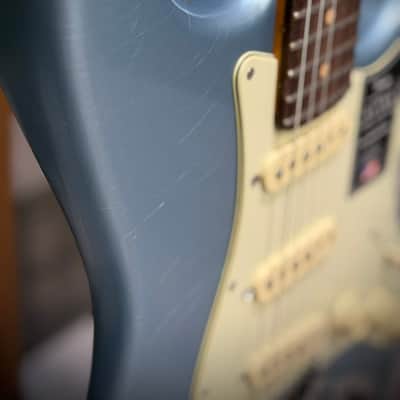 Fender American Ultra Luxe Vintage '60s Stratocaster Rosewood Fingerboard - Ice Blue Metallic image 6